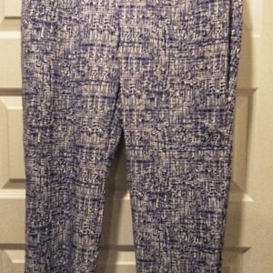 Chico's So Slimming Navy and White Bridgitte Slim Leg Pants, size 8R, NWT